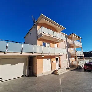 Apartment Valjan Kroatien